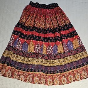 Carole Little Red and Black Patterned Full Skirt Vintage 24" Waist